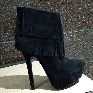 BLACK PLATFORM BOOTIES W FRINGES SUPER HIGH HEELS MOBWIFE CLUBWEAR GOING OUT